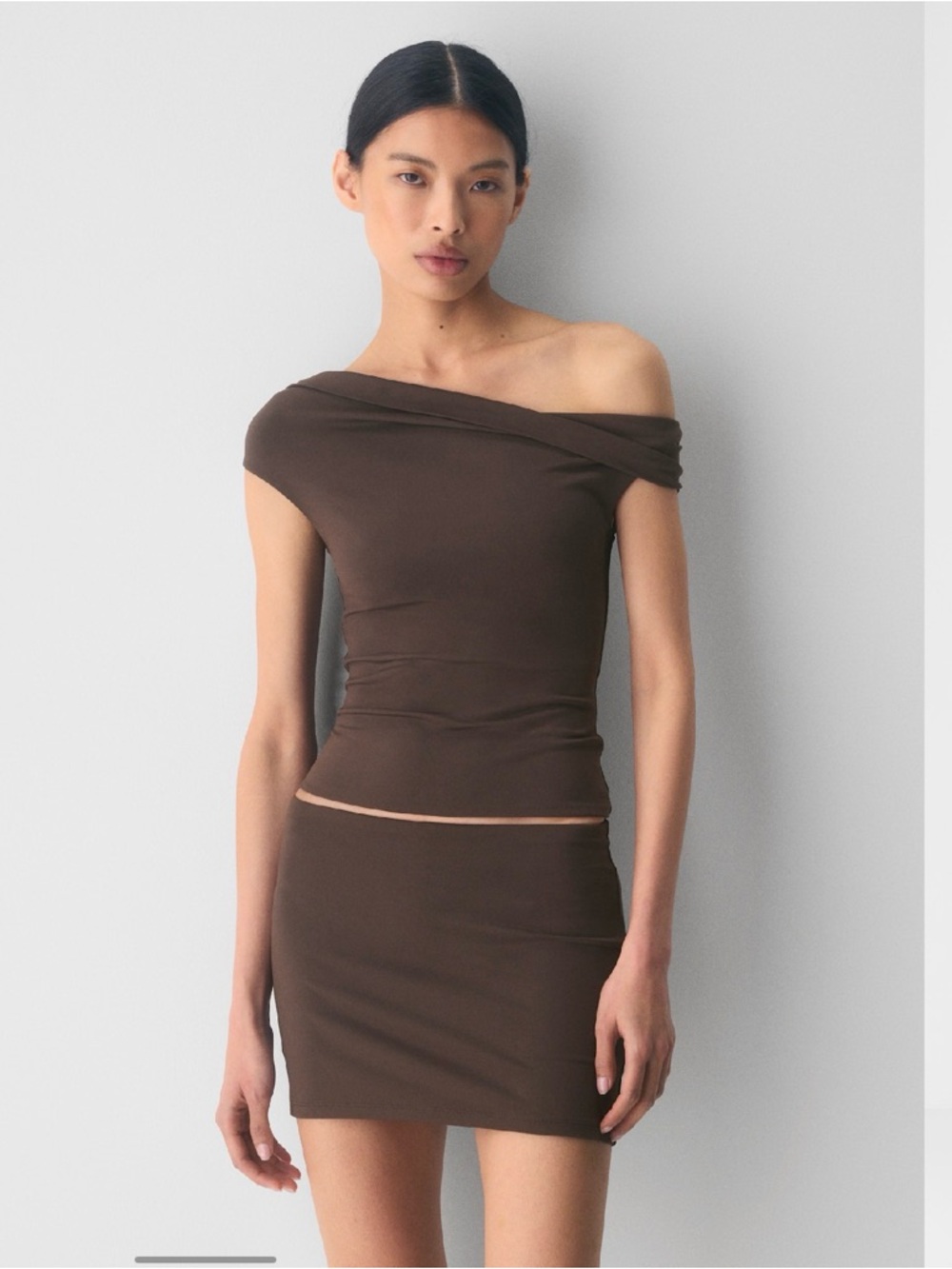 Aritzia original contour ravish top in rich mocha brown